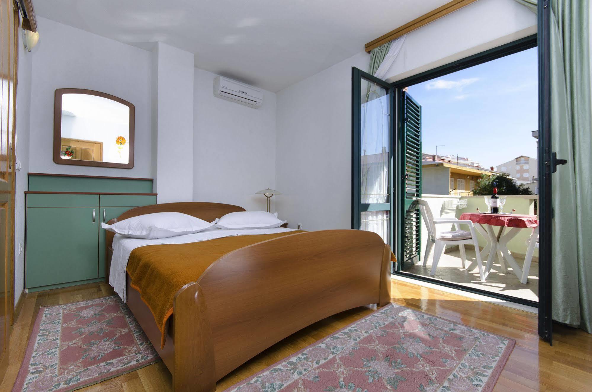 House Topic Baška Voda Exteriér fotografie