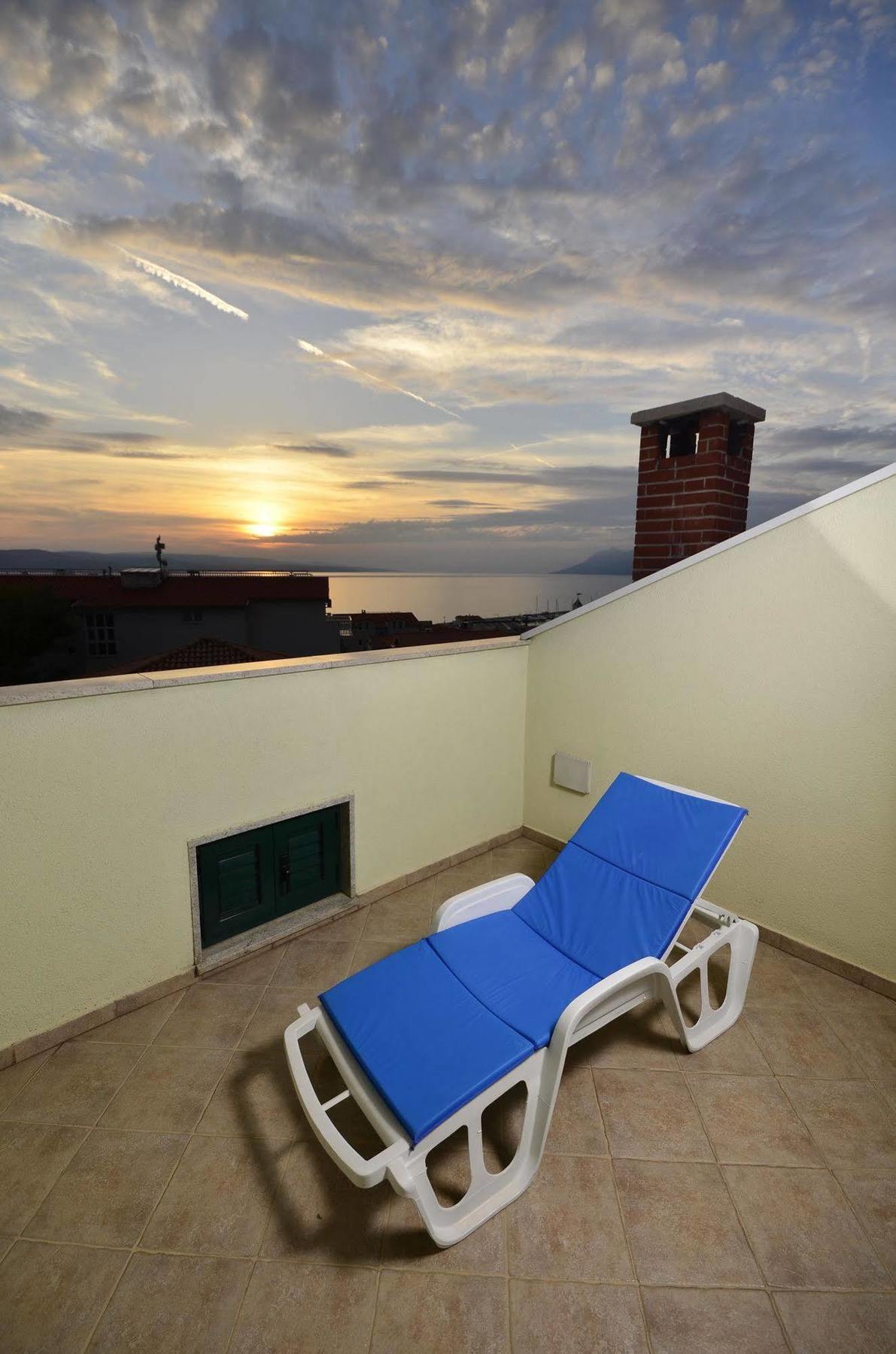 House Topic Baška Voda Exteriér fotografie